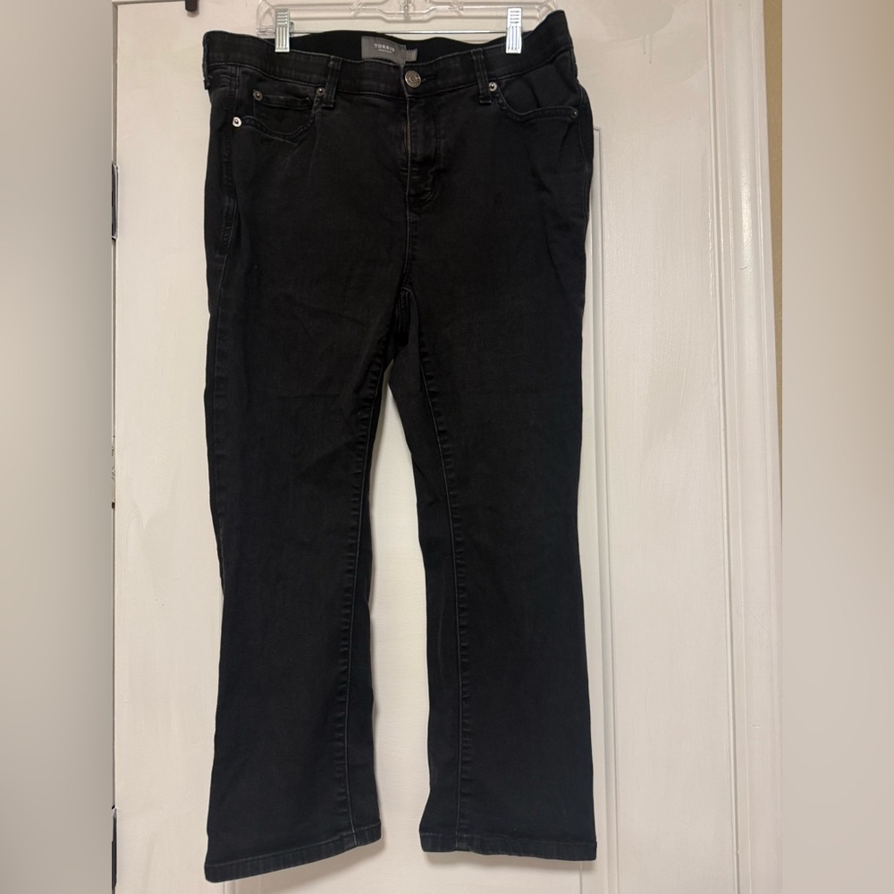 Torrid Black Sky High Cropped Boot Leg Women's Jeans